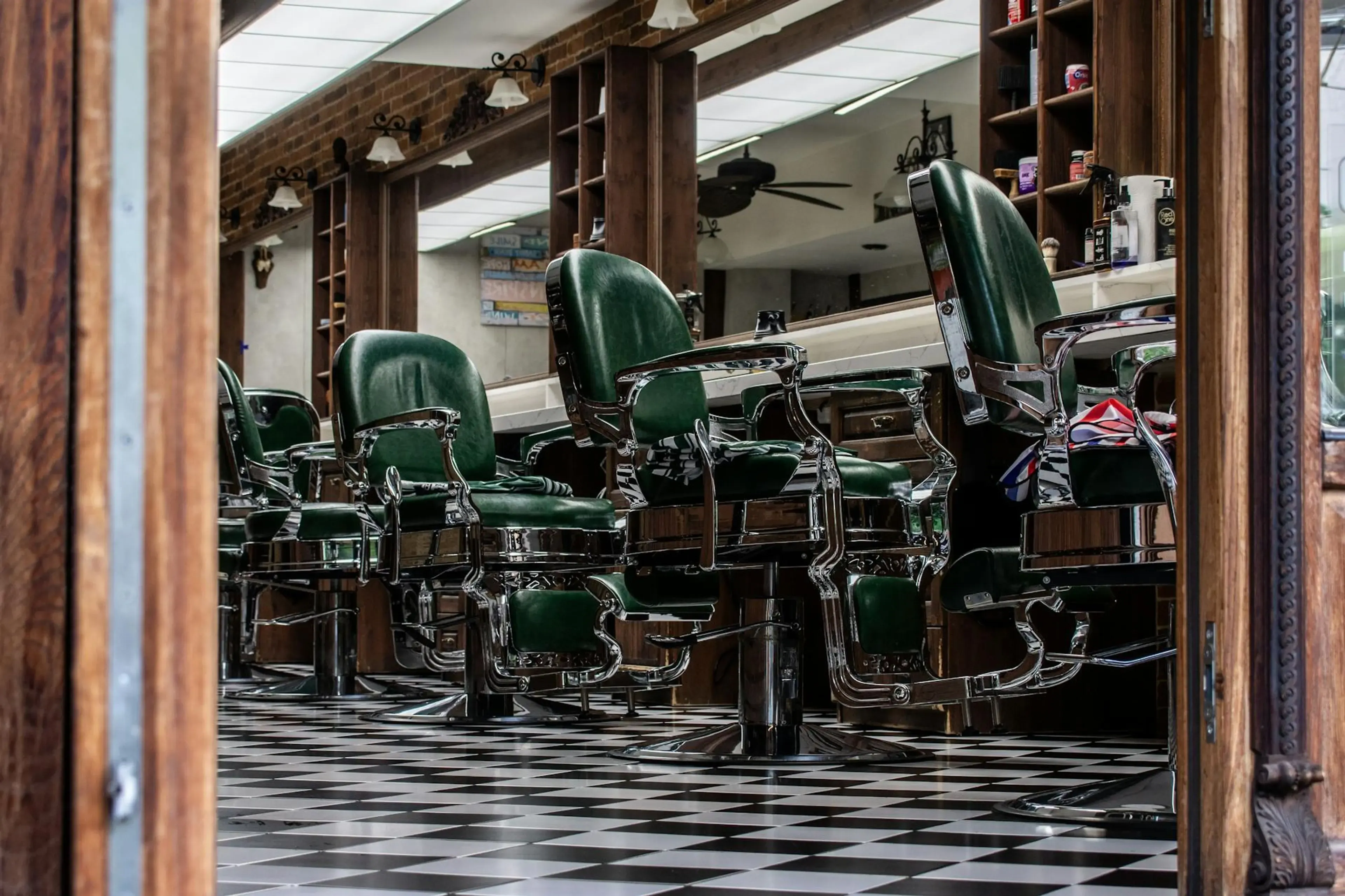 Commercial pest control for barber shops