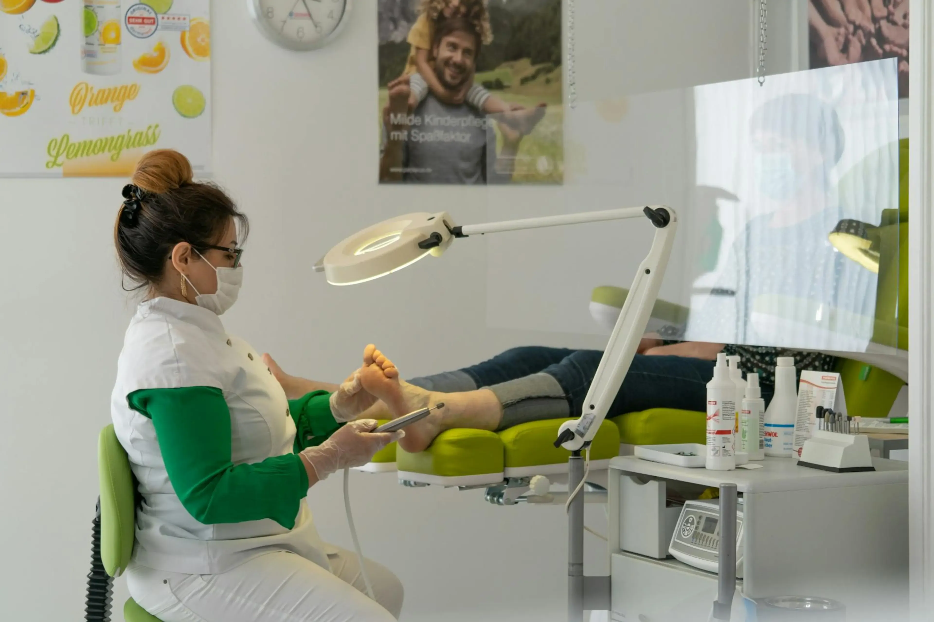 Commercial pest control for chiropodists