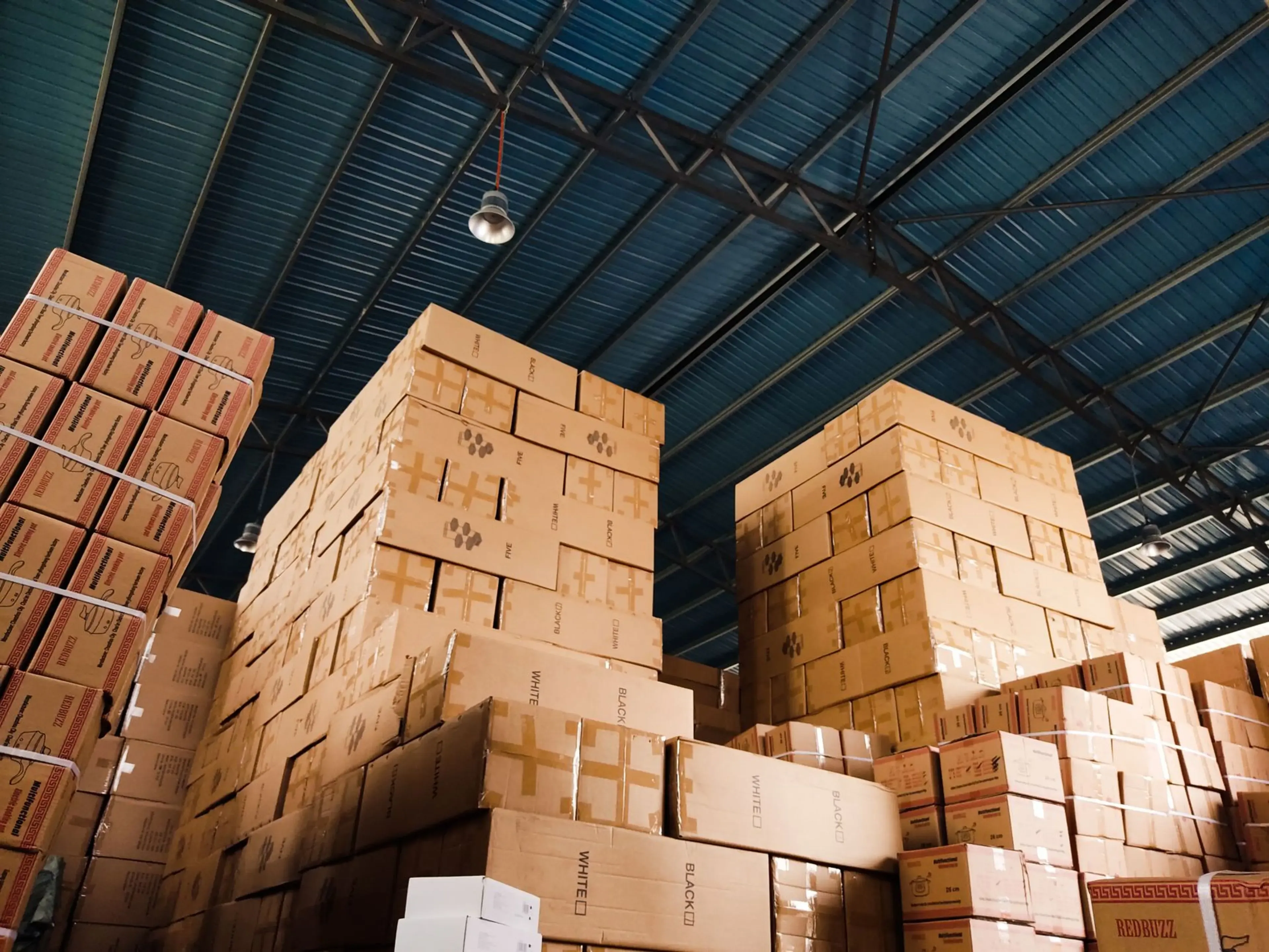 Large-site commercial pest control for warehouses and logistics