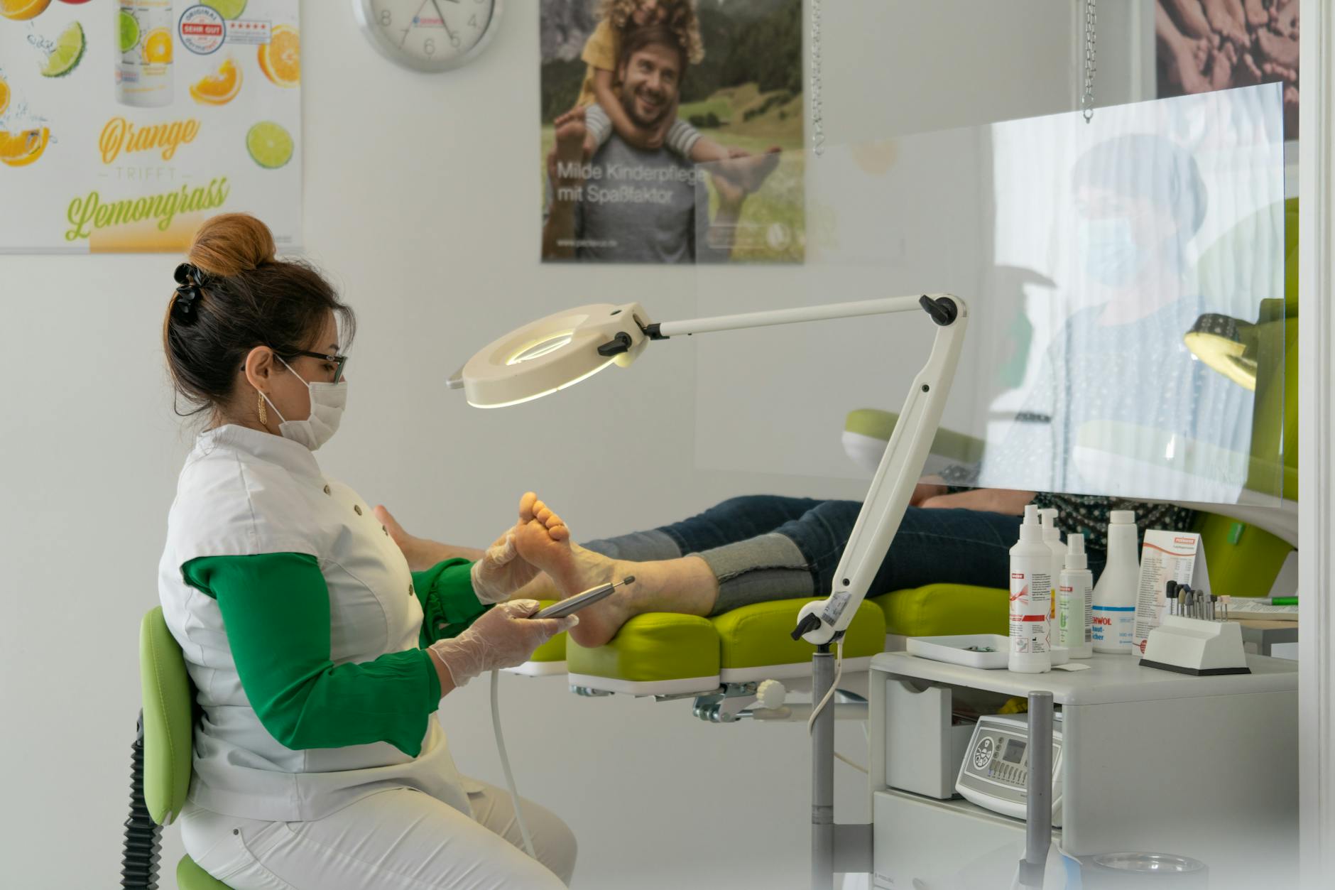 Commercial pest control for chiropodists